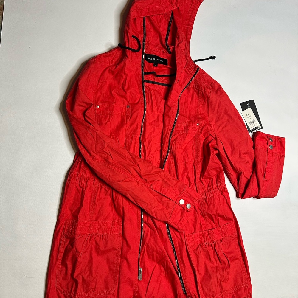 Red Jacket - Picture 8 of 9